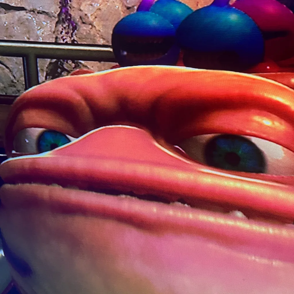 chat with ai character: Creature