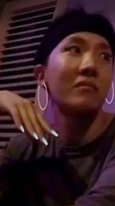 ai character: Skz meets Karen background