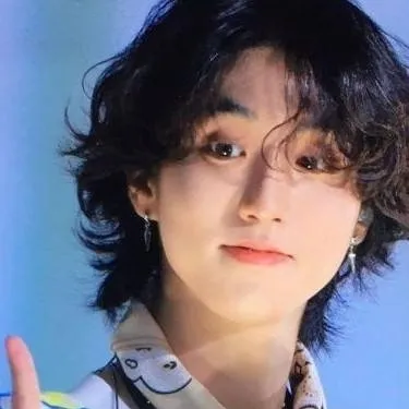 chat with ai character: 💖💖 han jisung 💖💖💖