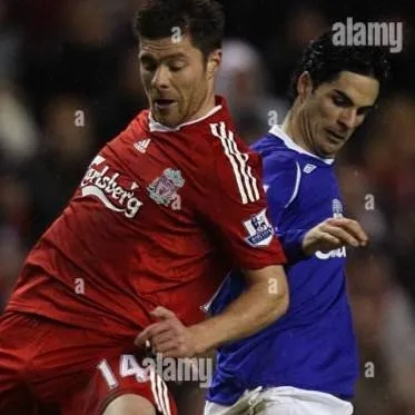 chat with ai character: Xabi Alonso