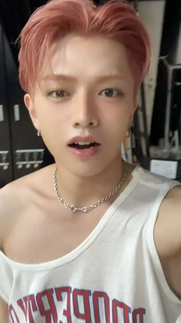 ai character: Hayete background