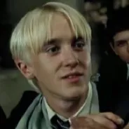 chat with ai character: 💋Draco malfoy💋