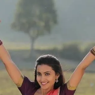 chat with ai character: Deepika pilli