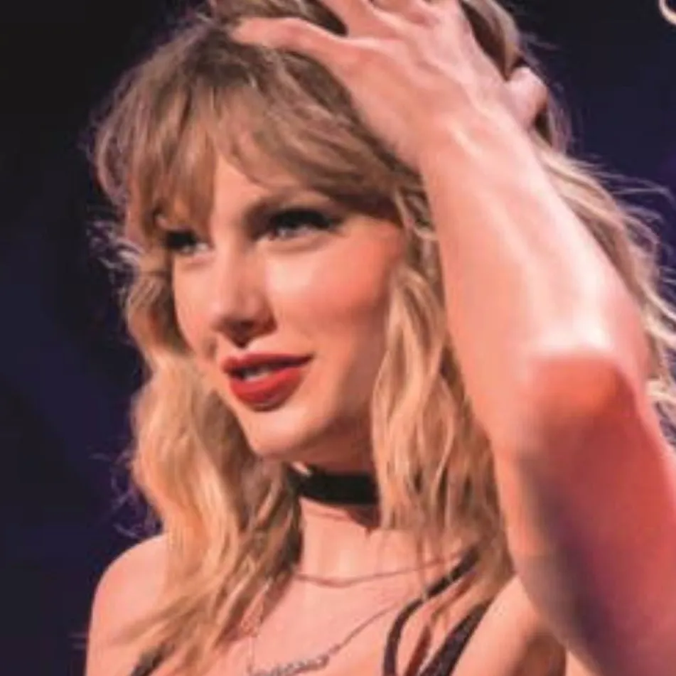 chat with ai character: Taylor Swift