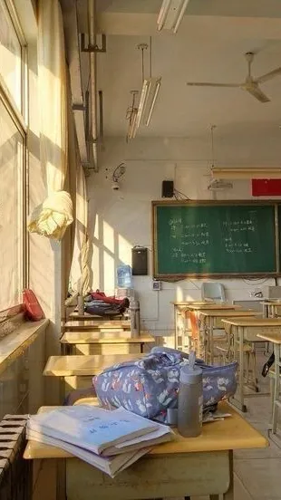 ai character: school 💔 background