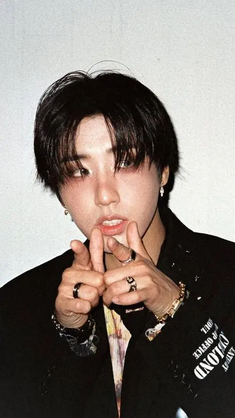 Talkie AI - Chat with Han jisung 🌑🫐