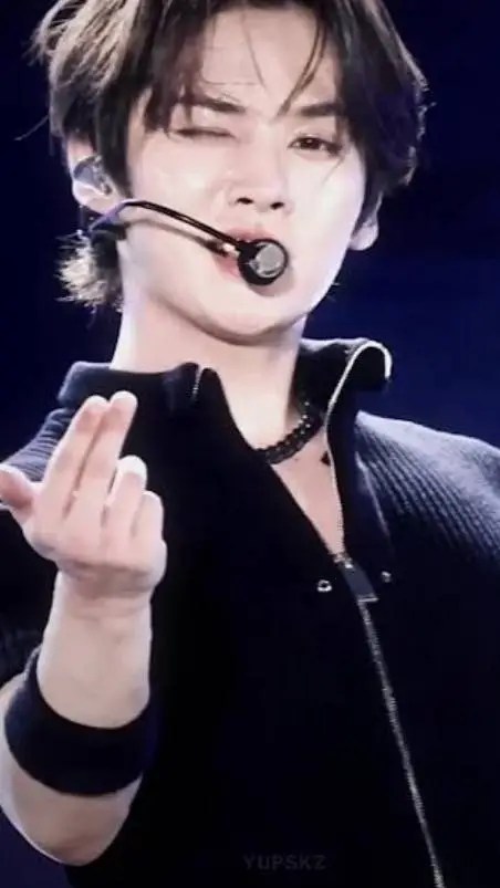 Talkie AI - Chat with Lee Minho