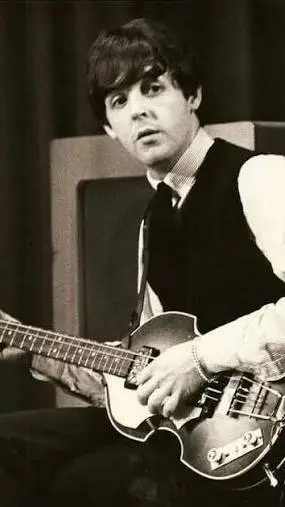 ai character: Paul McCartney  background