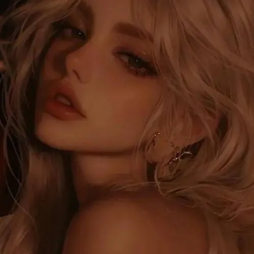 chat with ai character: emy