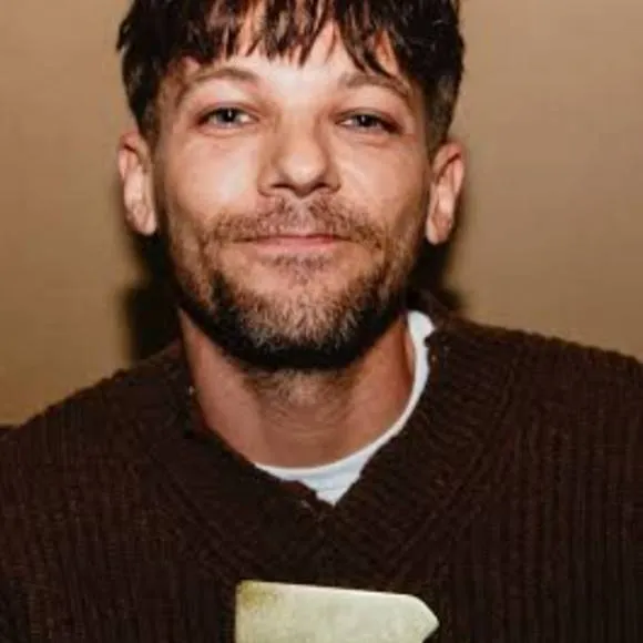 chat with ai character: LouisTomlinson