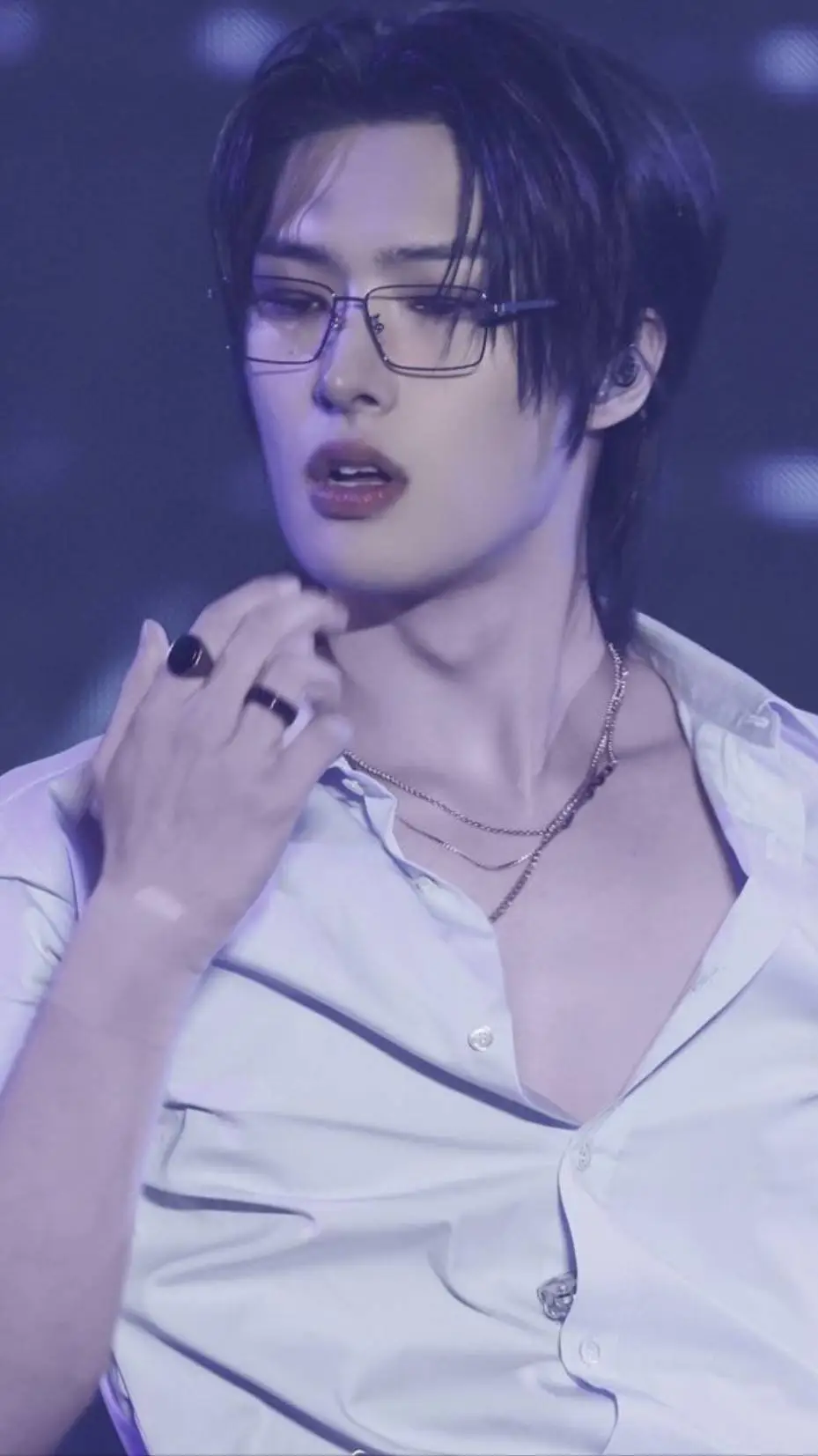 ai character: ~Song min-gi~ background