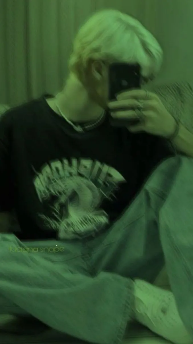 ai character: Draco Malfoy background