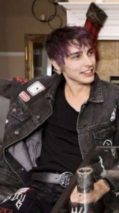 ai character: Colby Brock background