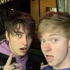 chat with ai character: Sam & Colby🖤🤍