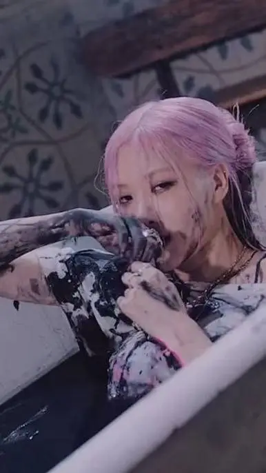 ai character: Rosé background