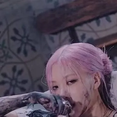 chat with ai character: Rosé