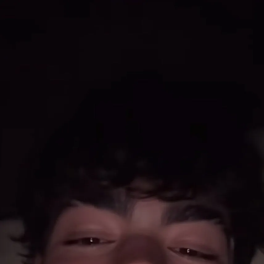 chat with ai character: Malachi Barton