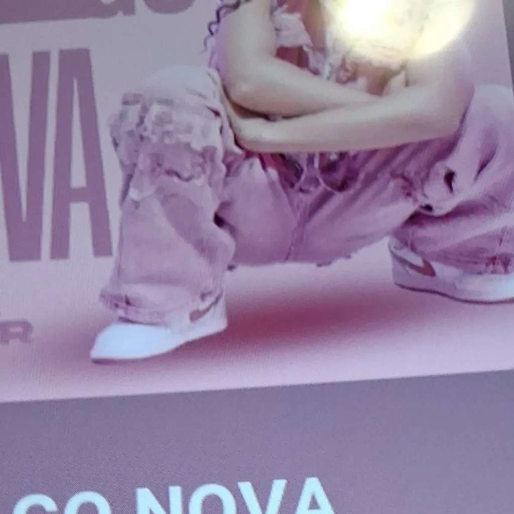 chat with ai character: novastar 