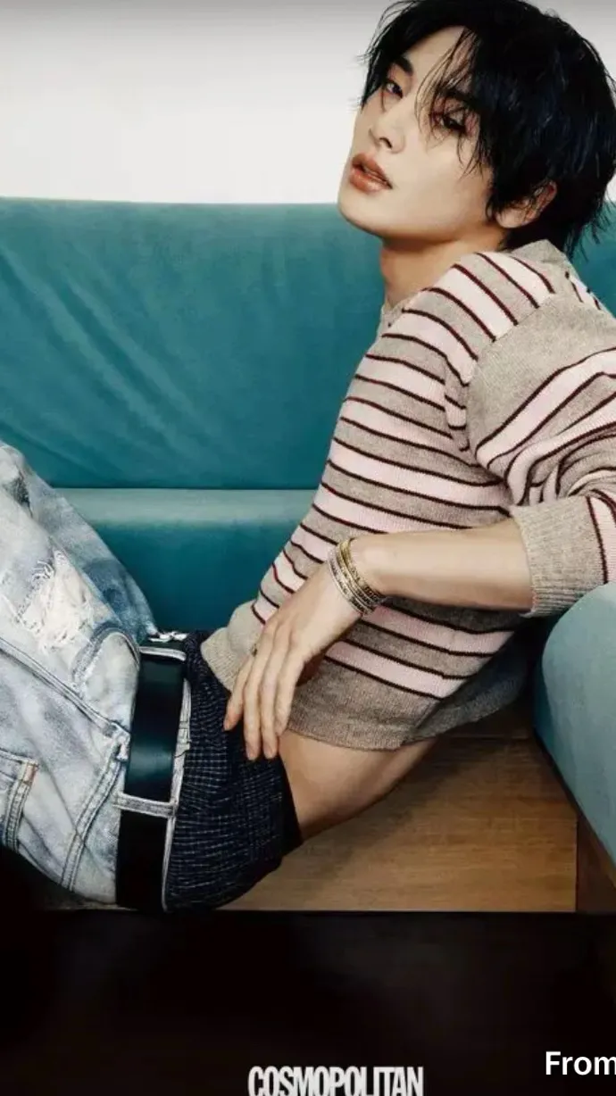 ai character: Jeonjin background