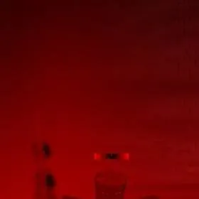 chat with ai character: DAYVNBEBISI 