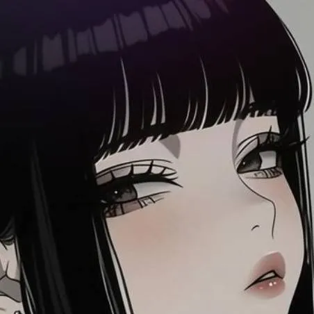 chat with ai character: Elainie