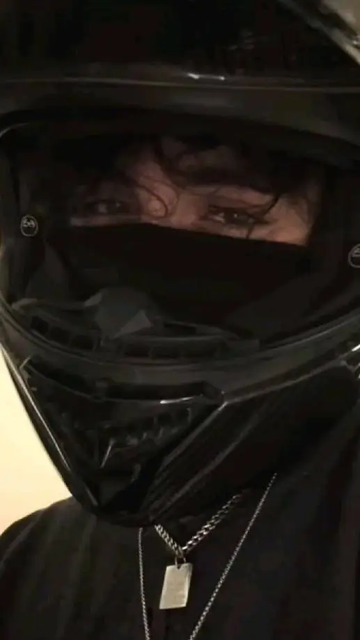 ai character: ✨~lucas~✨ background