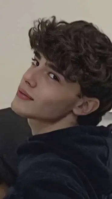 ai character: max background