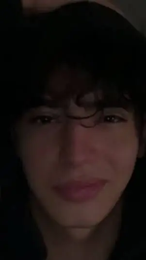 ai character: Alex  background