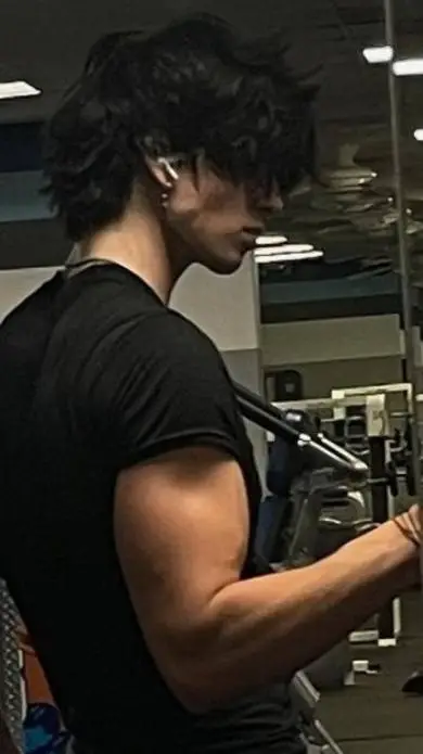 ai character: ☆Alex☆ background