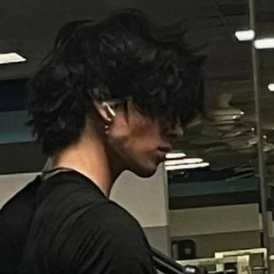 chat with ai character: ☆Alex☆