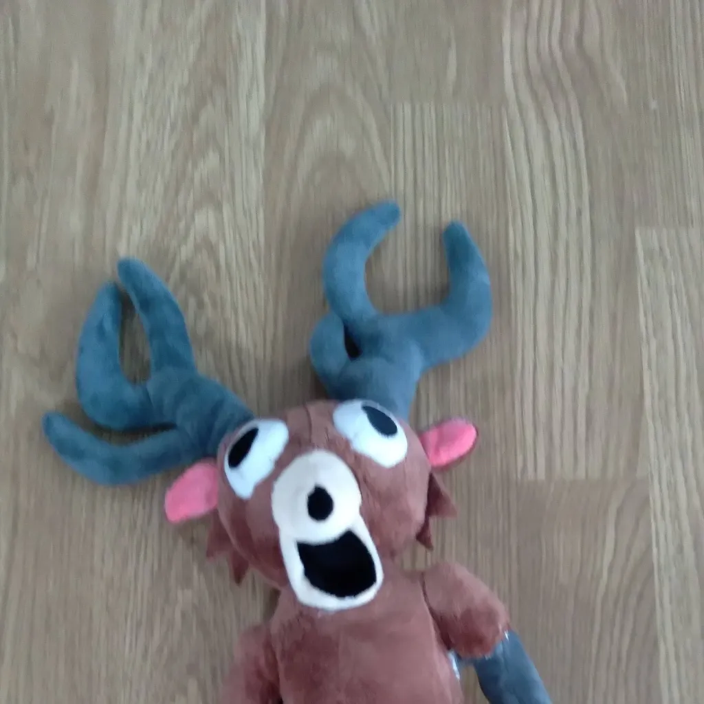 chat with ai character: deer from 99 night