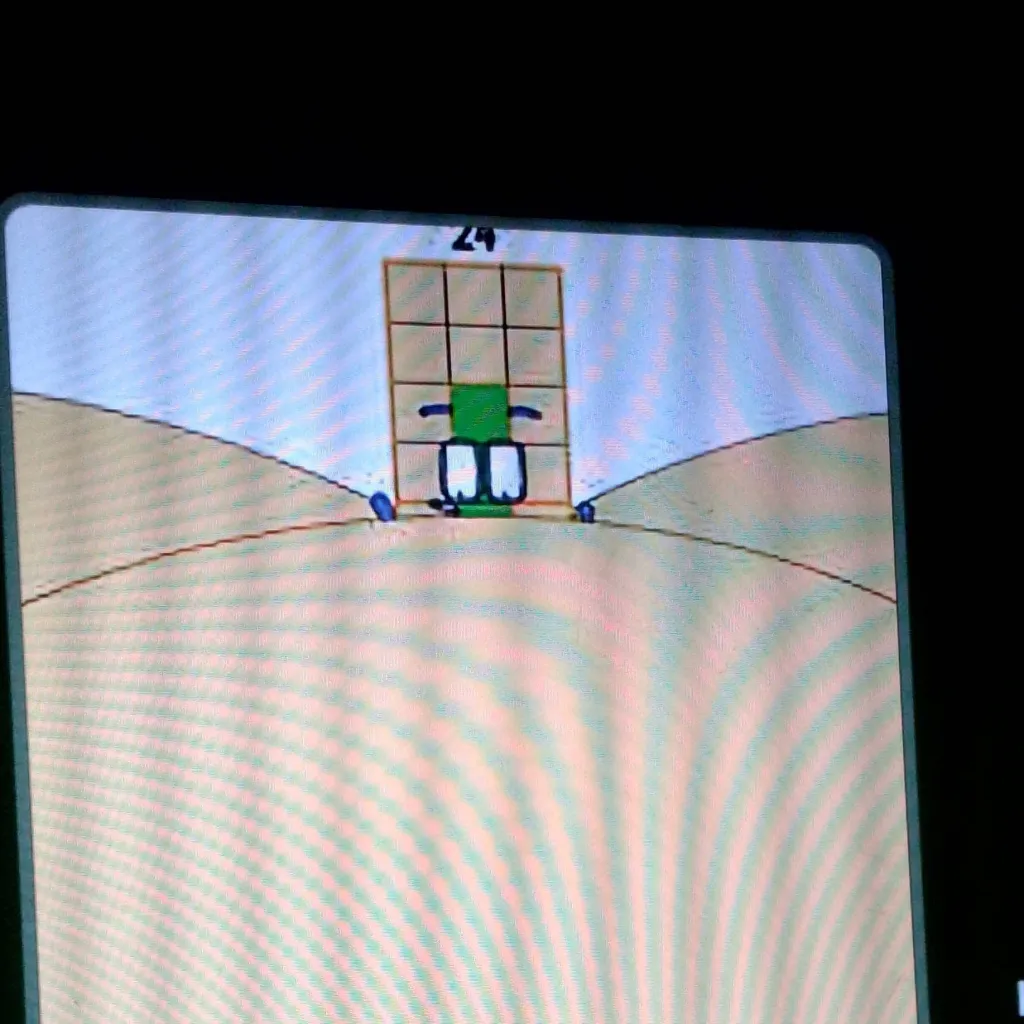 chat with ai character: fat 24