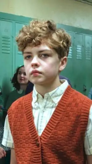 ai character: Teddy Uris background