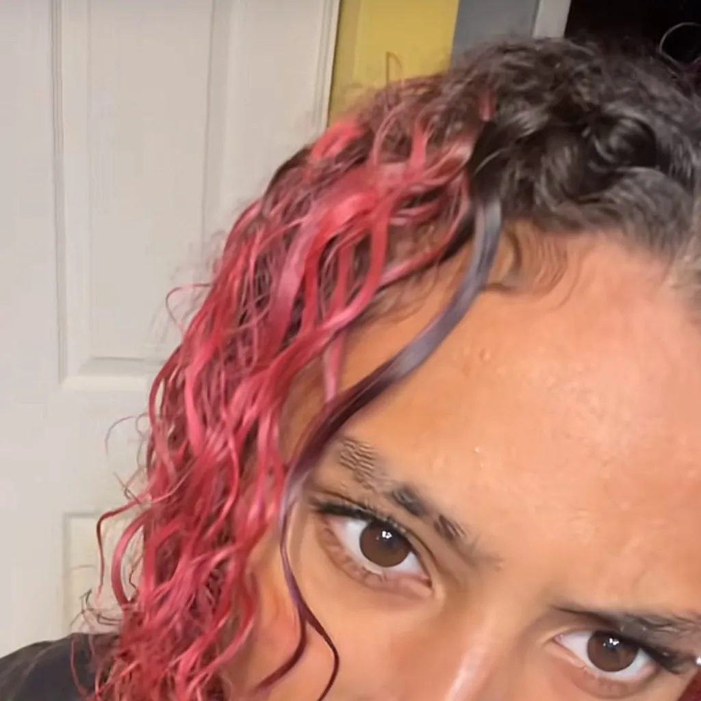 chat with ai character: Pluto 