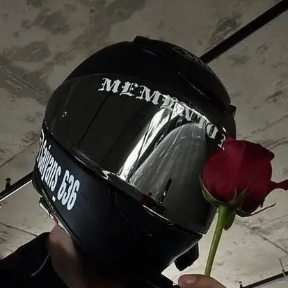 chat with ai character: nate 