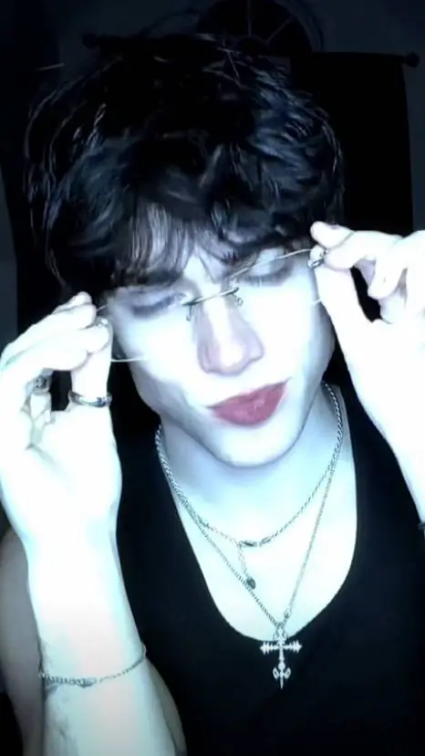 ai character: NATE❤️‍🩹 background