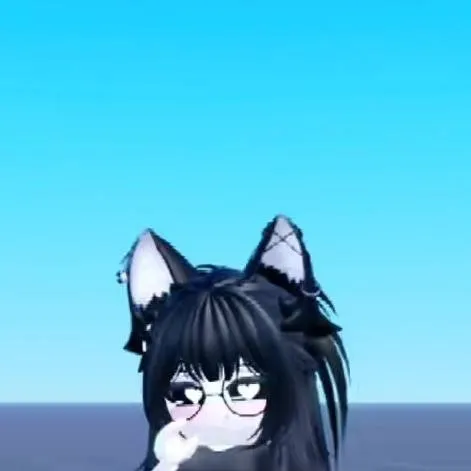 chat with ai character: Lulu