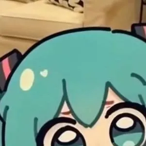 chat with ai character: Mini hatsune miku 