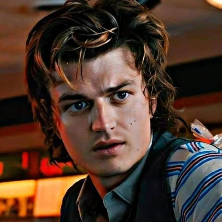 chat with ai character: steve Harrington 