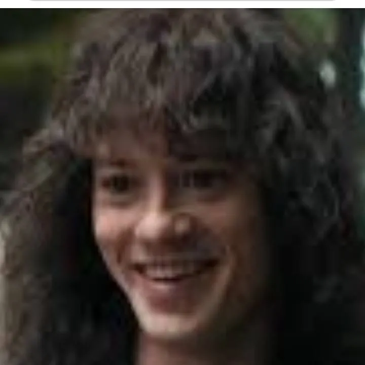 chat with ai character: Eddie Munson 