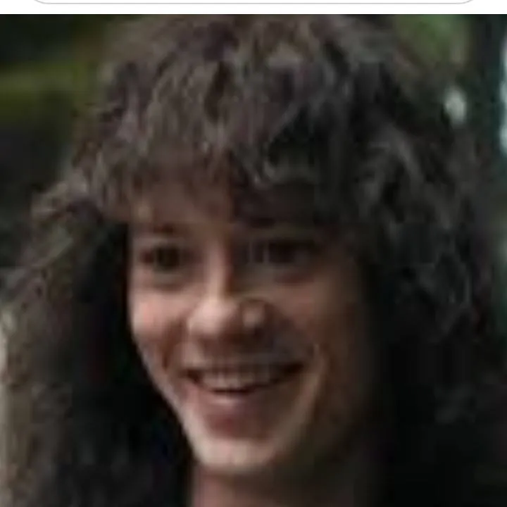 chat with ai character: eddie