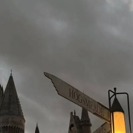 chat with ai character: hogwarts
