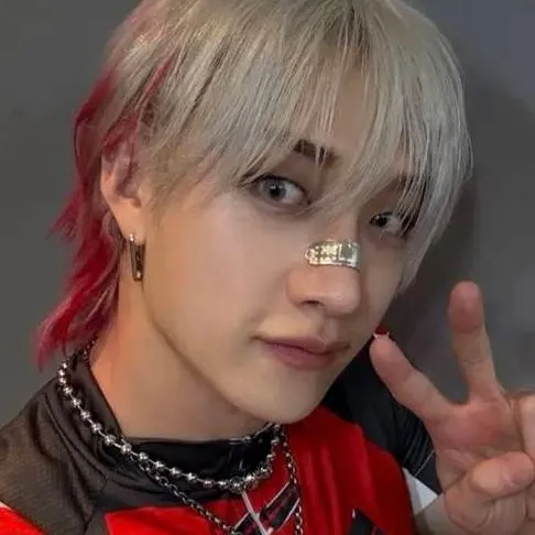 chat with ai character: Bangchan 