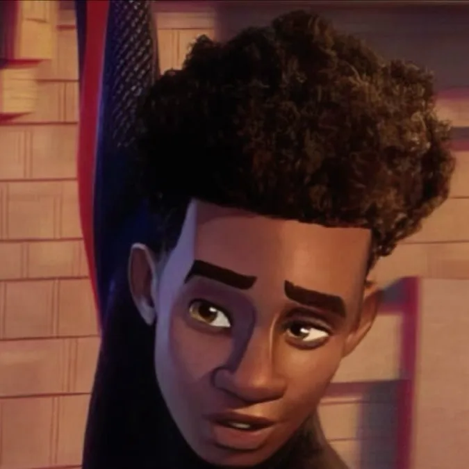 chat with ai character: Miles🕷️🌺
