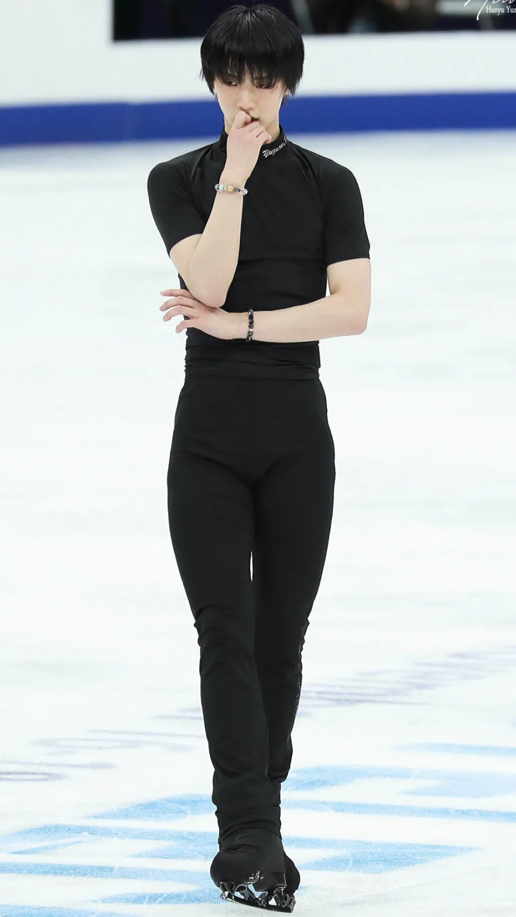 ai character: Yuzuru Hanyu background