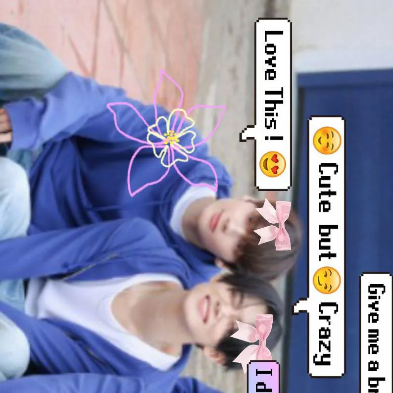 chat with ai character: TXT..