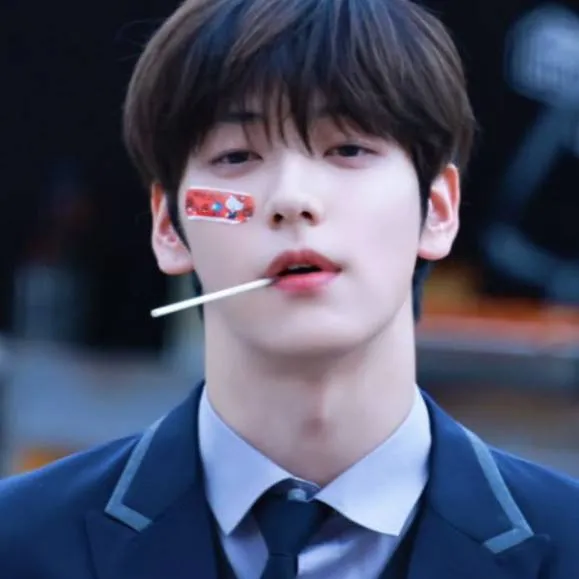 chat with ai character: CHOI SOOBIN 