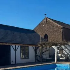 chat with ai character: Stranger things