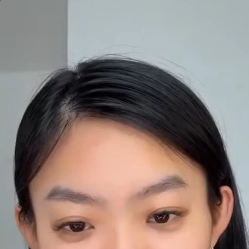 chat with ai character: Nana