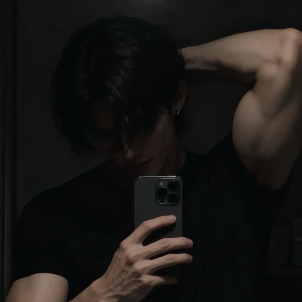 chat with ai character: Henry